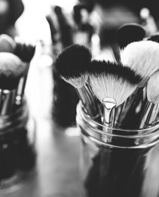 Jak wybrać wysokiej jakości akcesoria kosmetyczne