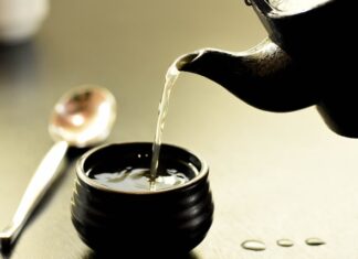 Czym doprawić zupę dyniową?