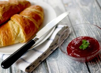 Czy do dżemu można dodać miód?