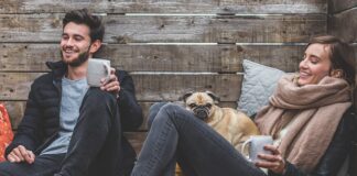 Czy czarne ubrania można prać z kolorowymi?